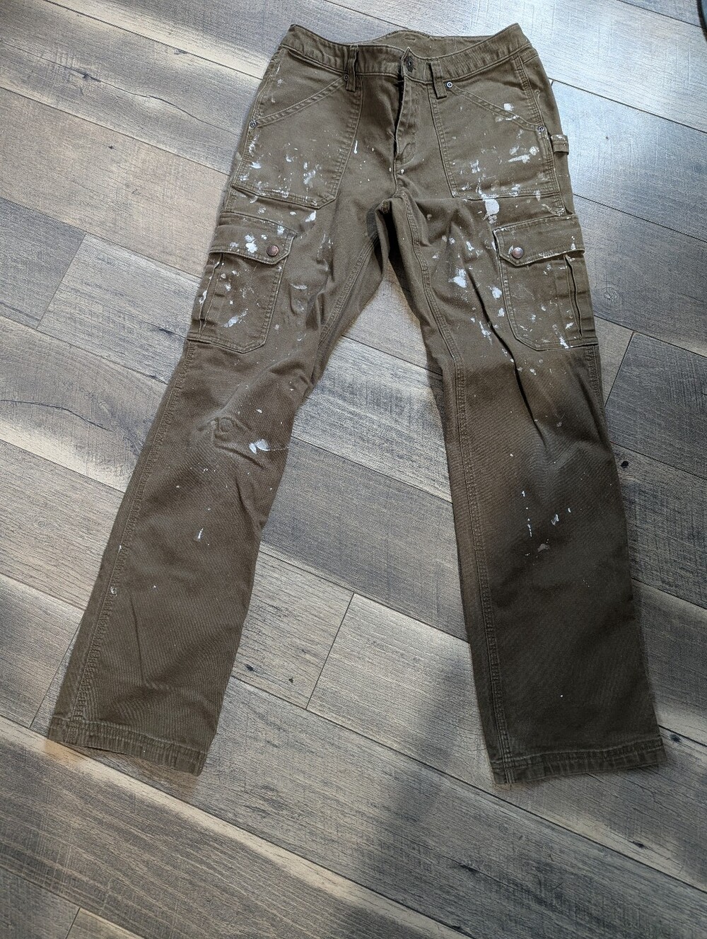 Duluth Trading Co Brown Straight-Leg Utility Cargo Pants with Paint Splatters